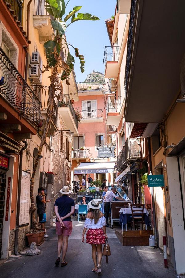 Blondie Taormina Kültér fotó